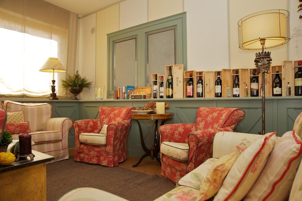 Albergo La Fontanella San Casciano dei Bagni Ngoại thất bức ảnh